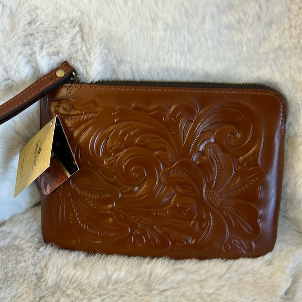 PATRICIA NASH - NWT Brown tooled leather wristlet